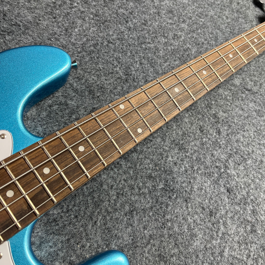 Nowa gitara elektryczna Blue B – Bass Guitar Strings recenzja i cena